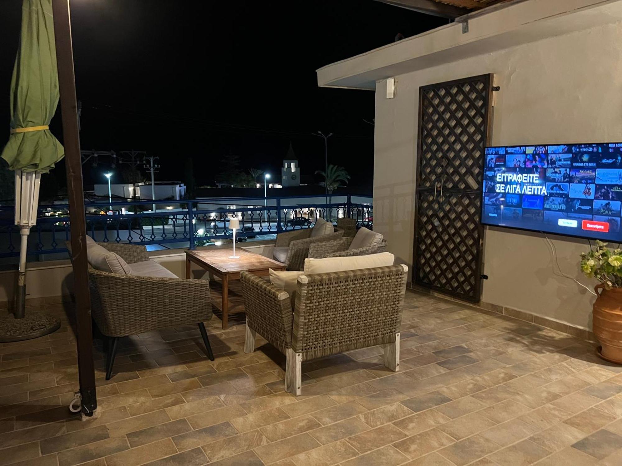 Reginas Apartments Ixia  Exterior photo